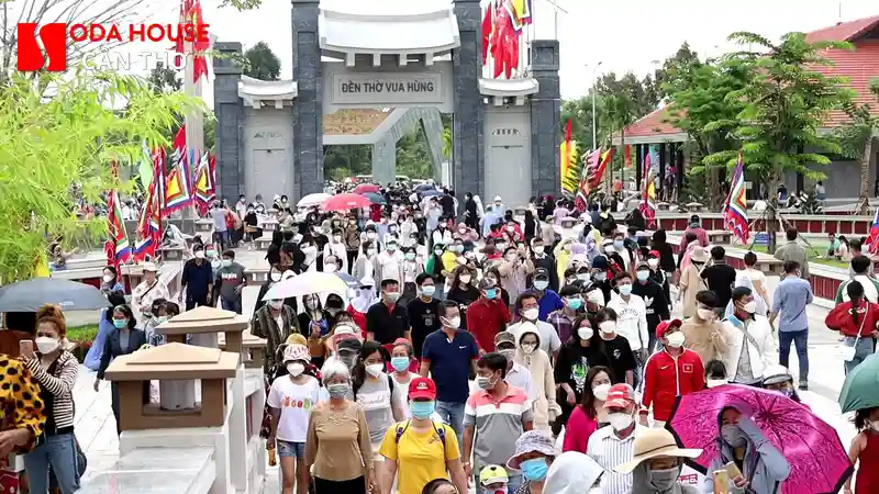 Khách sạn tình yêu Cần Thơ gần Đền Hùng (Sau khi đi lễ) - 1